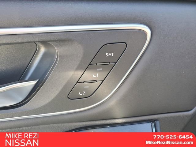 New 2026 Nissan Rogue Platinum w/ Platinum Premium Package AWD/4WD image 13