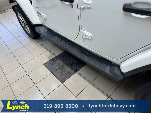 Used 2018 Jeep Wrangler Unlimited Sahara w/ Cold Weather Group AWD/4WD image 25