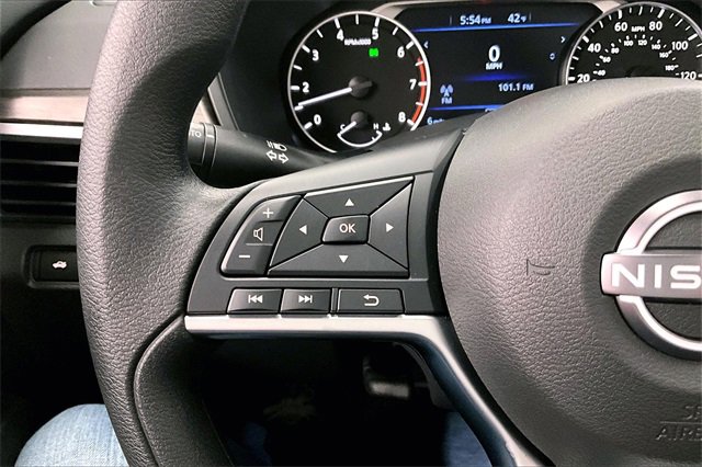 New 2025 Nissan Altima 2.5 SV image 21