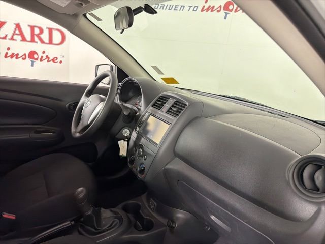 Used 2019 Nissan Versa S FWD image 17