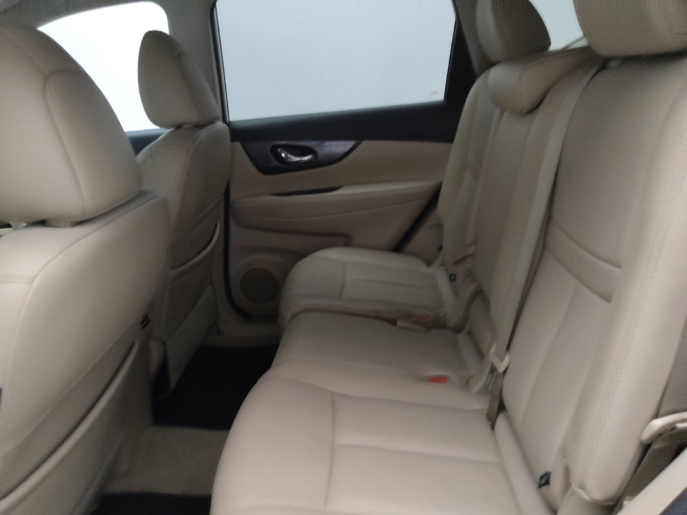 Used 2015 Nissan Rogue SL FWD image 18