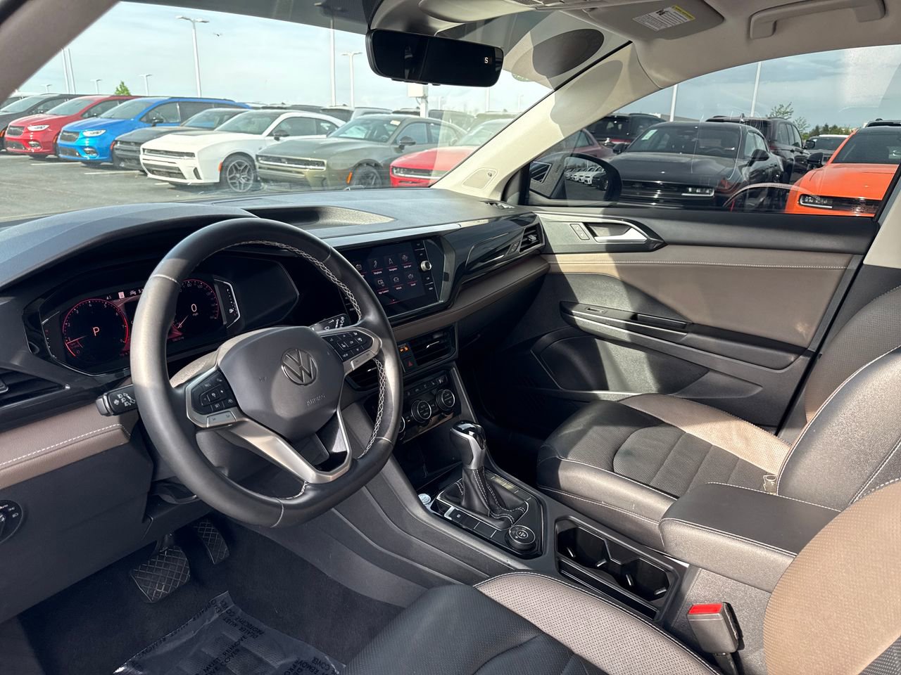 Used 2022 Volkswagen Taos SEL AWD/4WD image 10