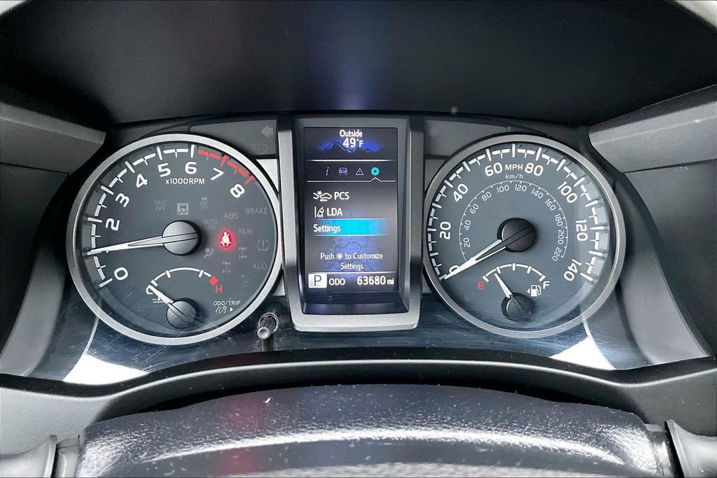 Used 2021 Toyota Tacoma TRD Off-Road w/ Technology Package image 27