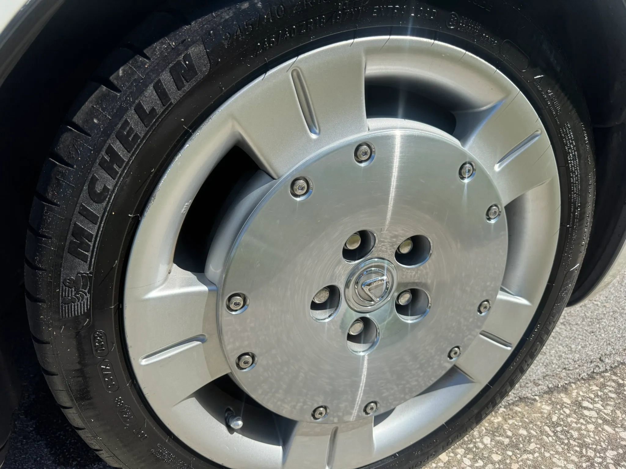 Used 2003 Lexus SC 430 Convertible image 16