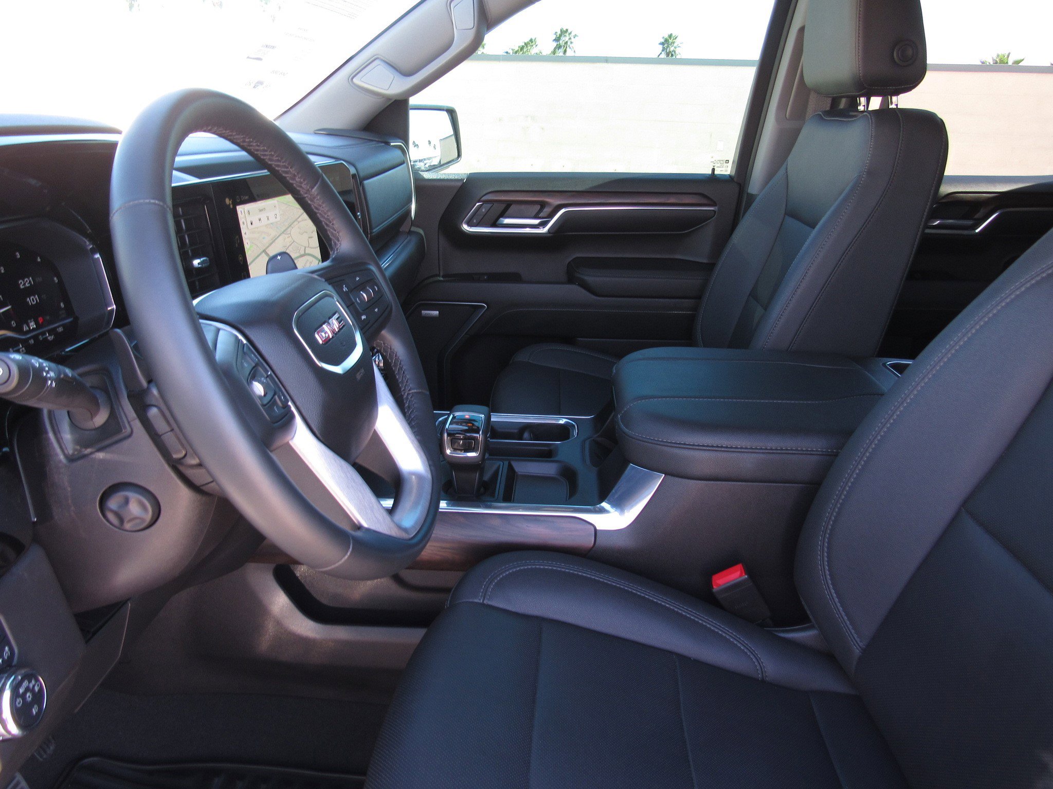 Used 2023 GMC Sierra 1500 SLT w/ SLT Premium Plus Package image 14