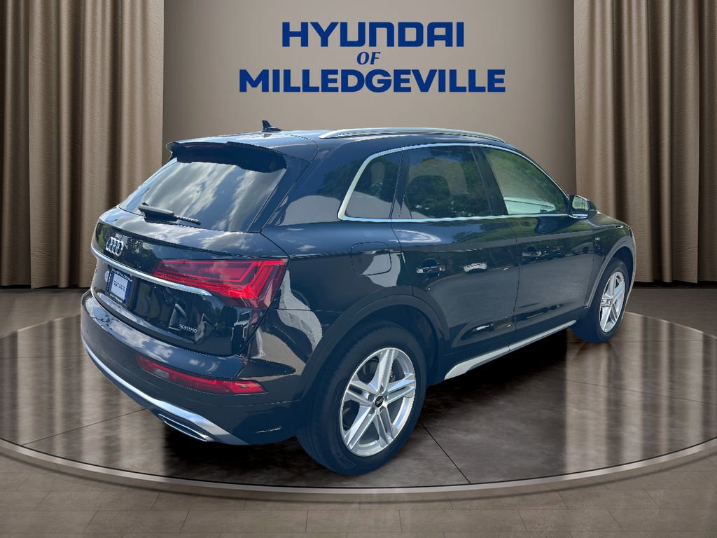 Used 2023 Audi Q5 e Premium Plus w/ Premium Plus Package image 6