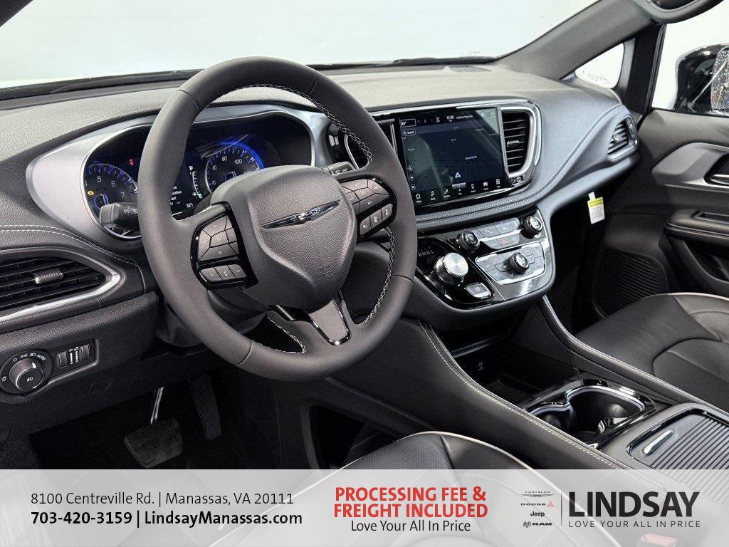 New 2026 Chrysler Pacifica Limited w/ S Appearance Package AWD/4WD image 19