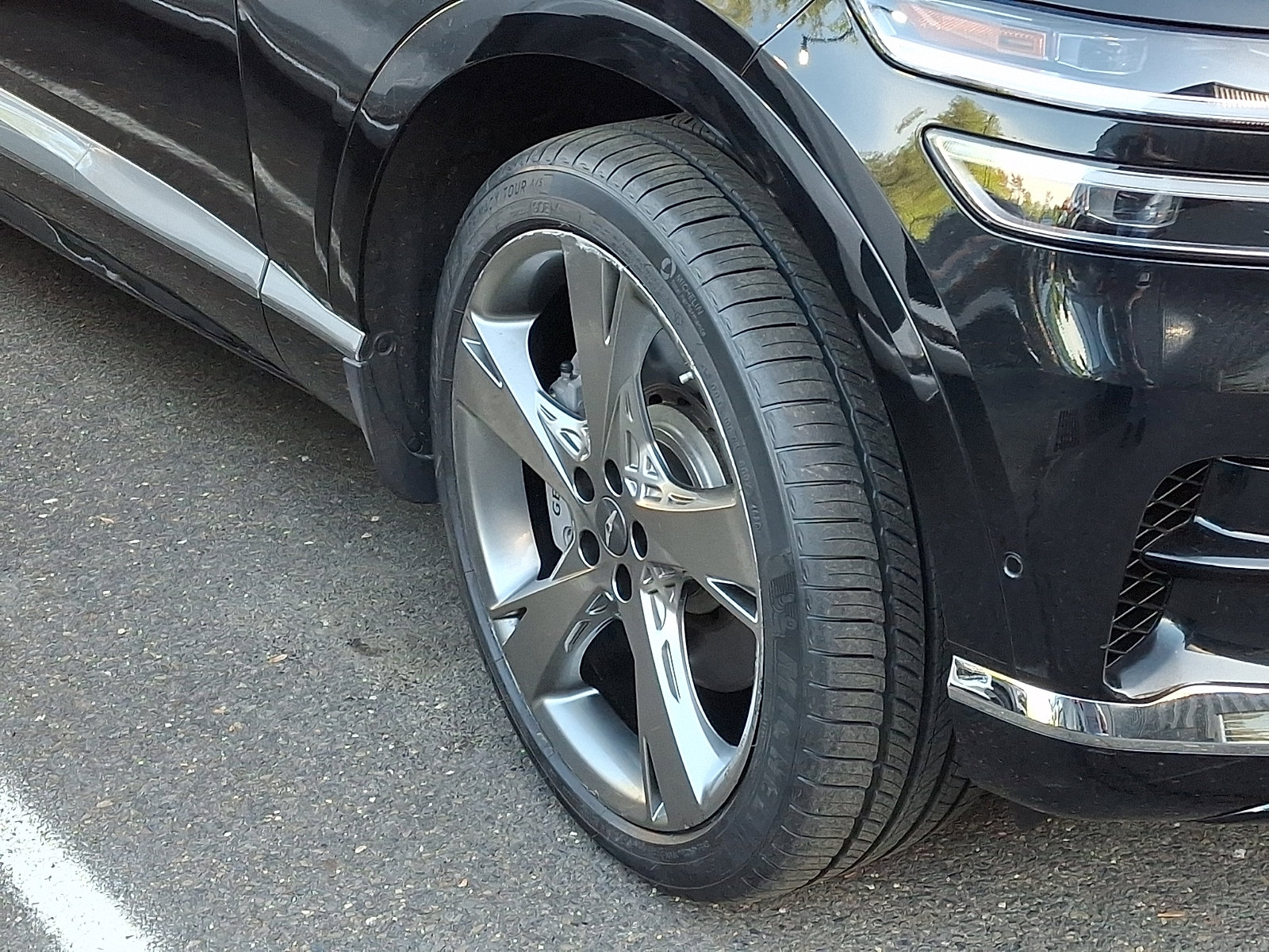 Certified 2024 Genesis GV80 2.5T w/ Prestige Package AWD/4WD image 6