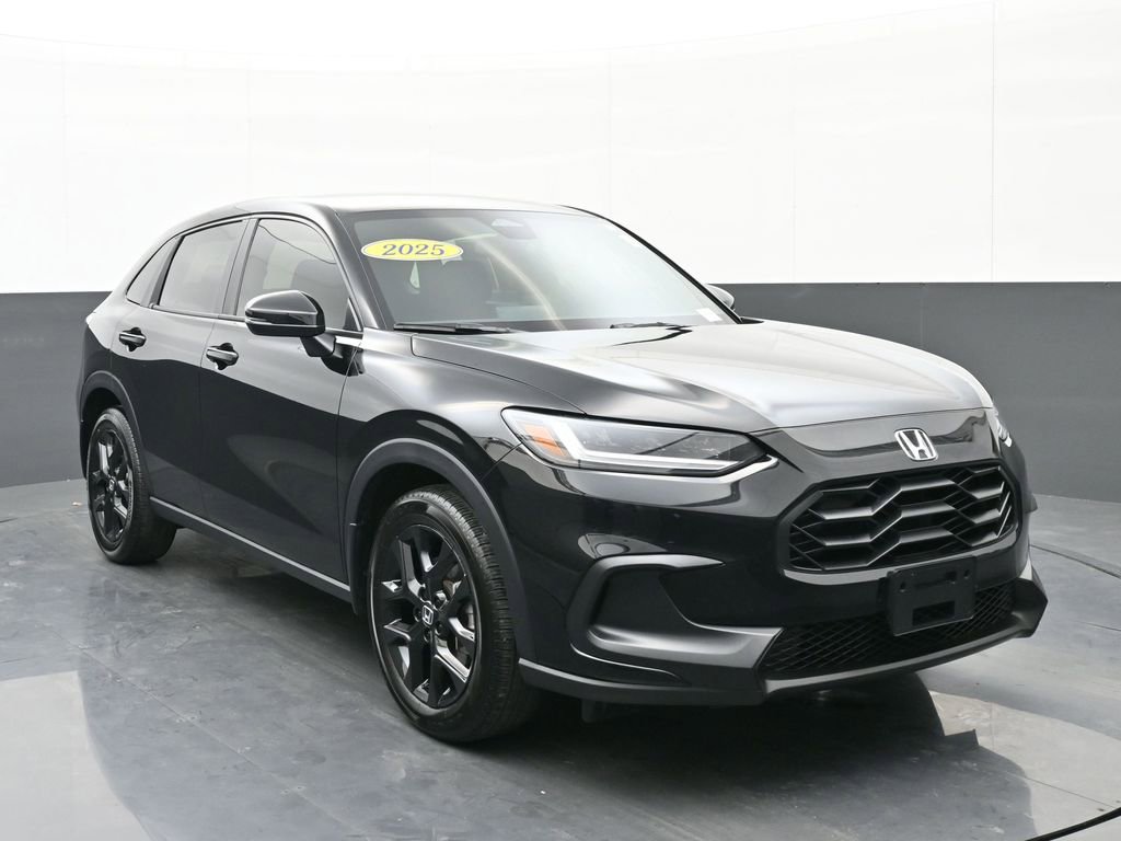 Used 2025 Honda HR-V Sport image 1