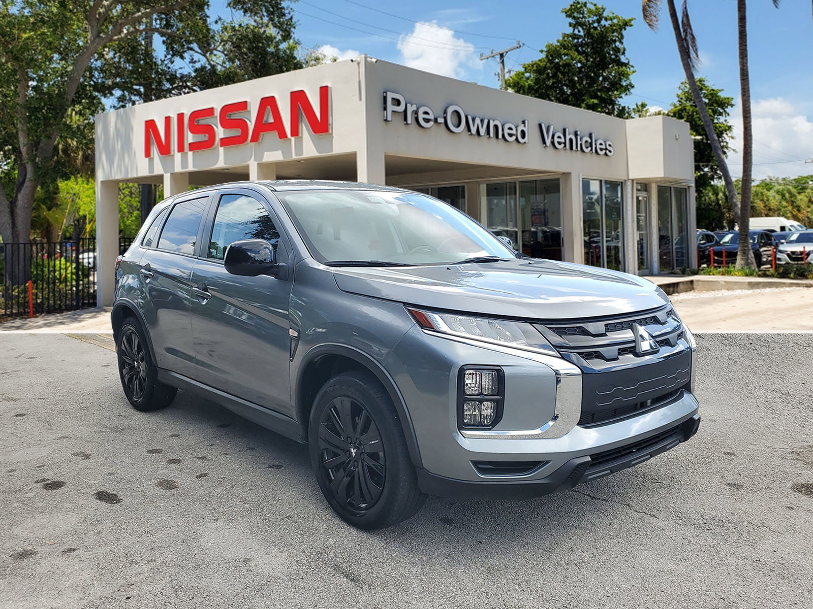 Used 2023 Mitsubishi Outlander Sport LE image 3