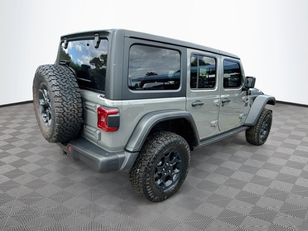Used 2023 Jeep Wrangler Unlimited Rubicon 4xe AWD/4WD image 6