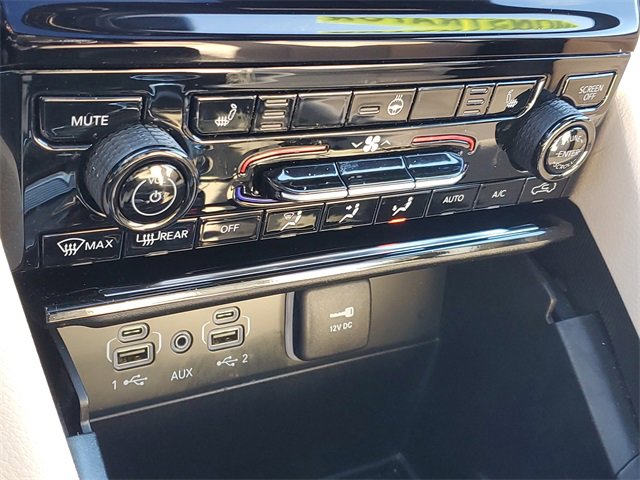 New 2025 Jeep Grand Cherokee Limited w/ Trailer Tow Package image 29