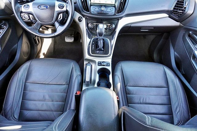 Used 2016 Ford C-MAX Energi SEL FWD image 19