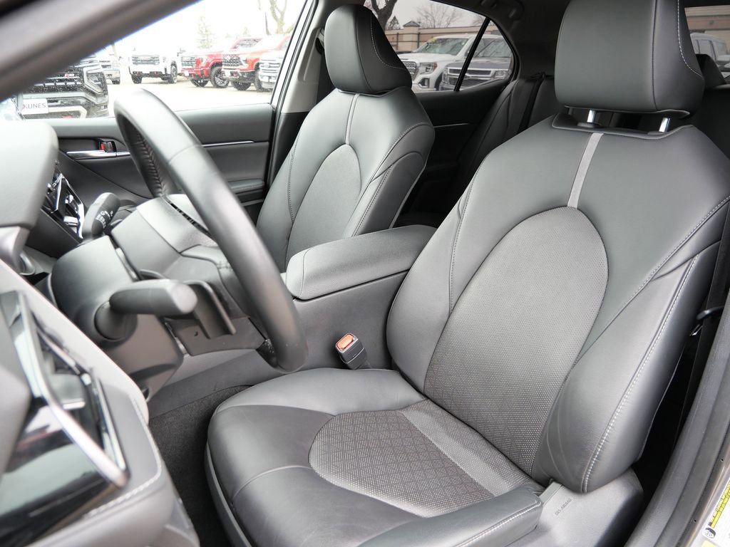 Used 2024 Toyota Camry XSE image 29