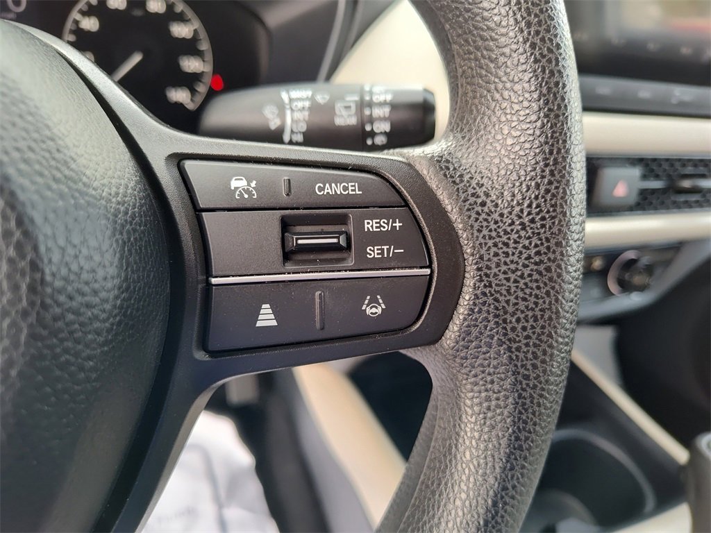 Used 2023 Honda HR-V LX image 25