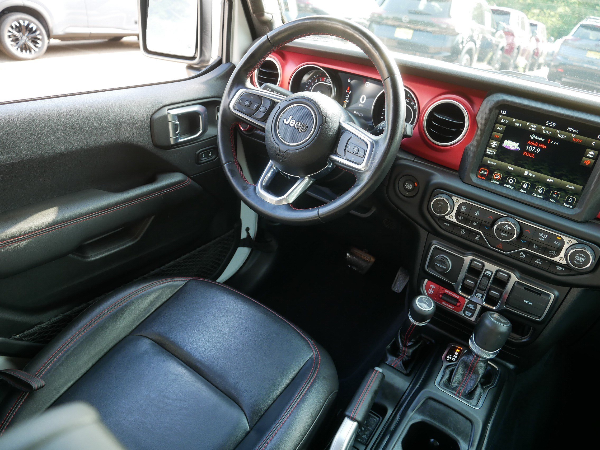 Used 2021 Jeep Wrangler Unlimited Rubicon AWD/4WD image 9