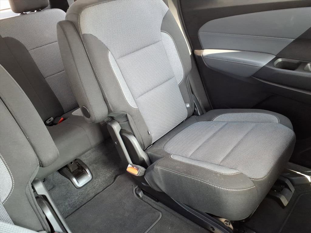 Used 2019 Chevrolet Traverse LT image 24