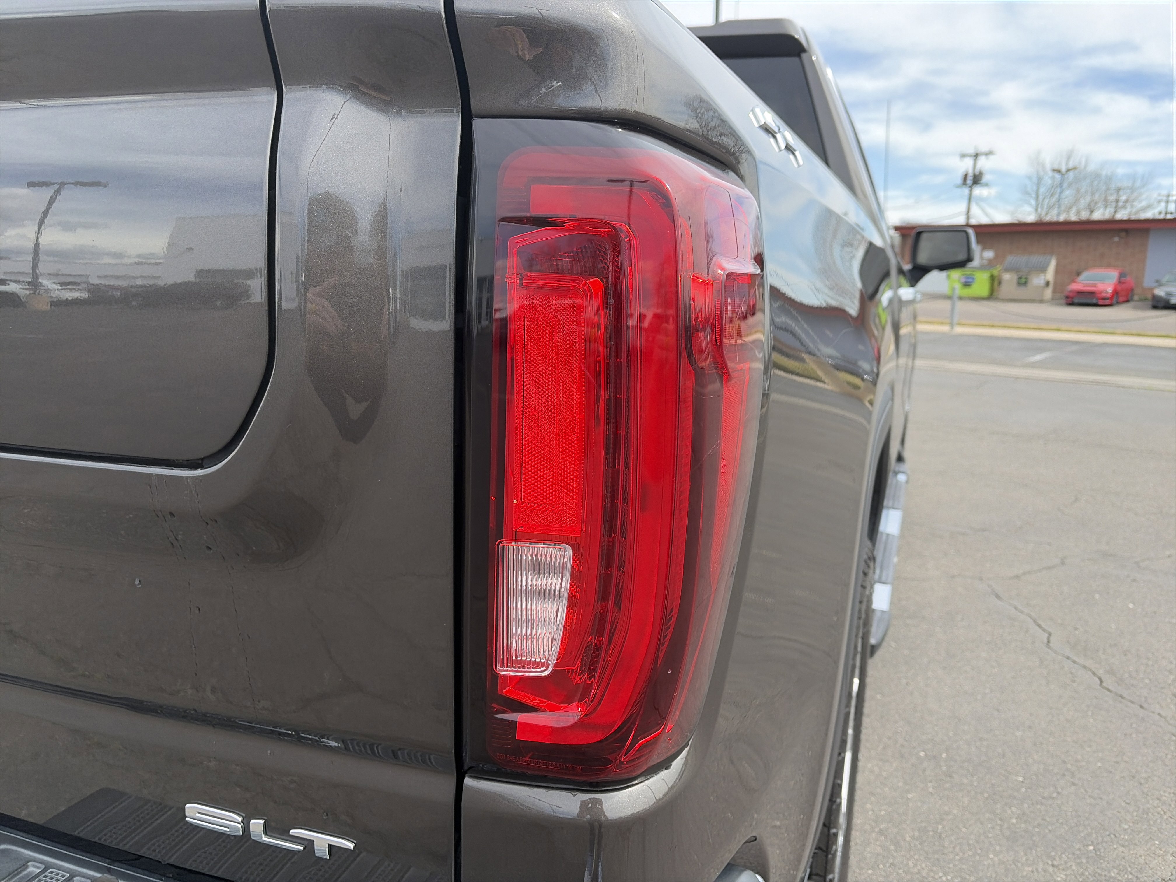 Used 2019 GMC Sierra 1500 SLT w/ SLT Premium Plus Package image 27