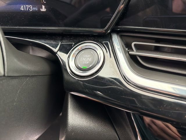 Used 2025 Chevrolet Trax RS w/ Driver Confidence Package image 18