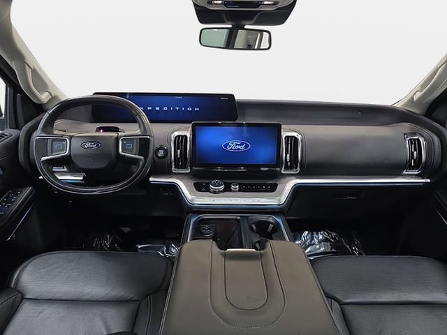 Used 2025 Ford Expedition Max Platinum AWD/4WD image 10