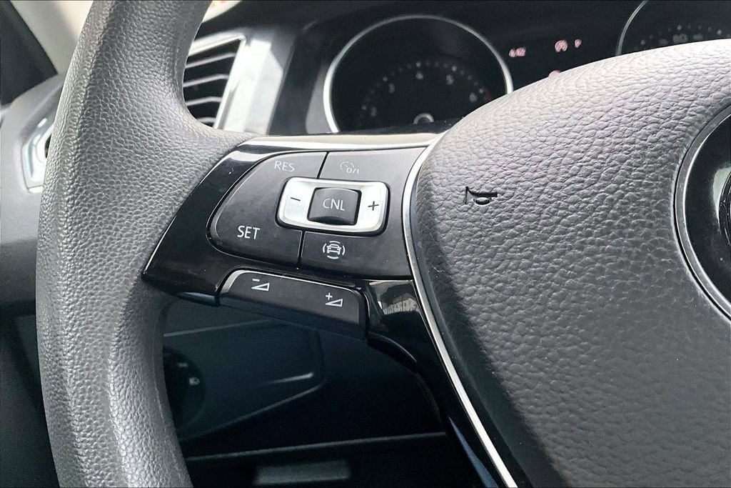 Used 2019 Volkswagen Tiguan S w/ Driver Assistance Package image 10