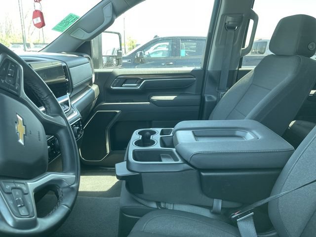 Used 2025 Chevrolet Silverado 2500 LT w/ Safety Package AWD/4WD image 6