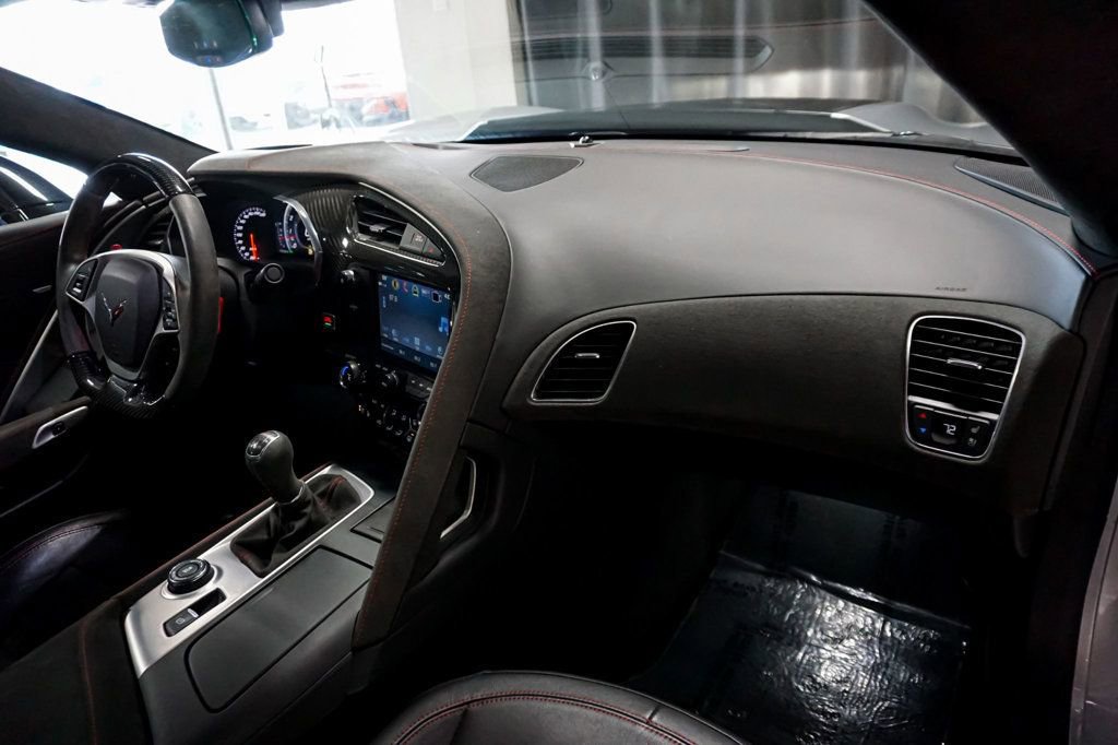 Used 2019 Chevrolet Corvette Z06 image 37