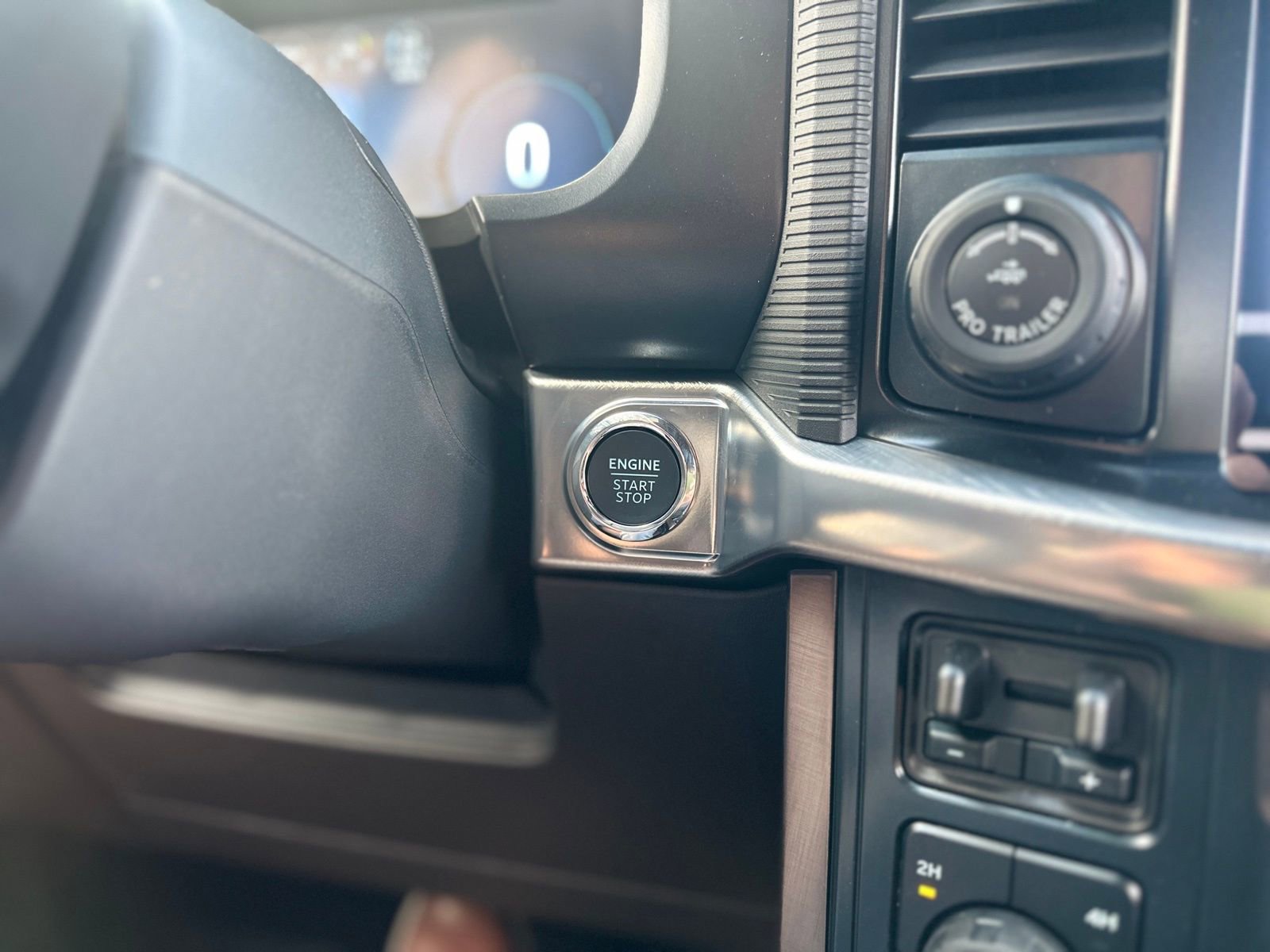 New 2025 Ford F150 King Ranch w/ FX4 Off-Road Package image 11