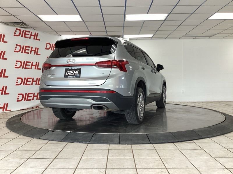 Used 2023 Hyundai Santa Fe SE w/ Cargo Package AWD/4WD image 7
