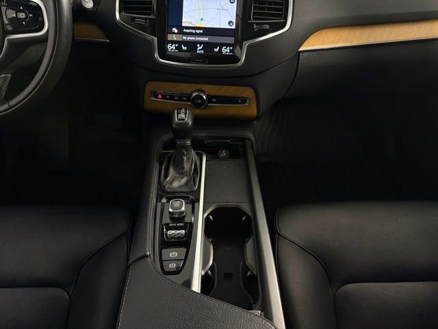 Used 2021 Volvo XC90 T6 Momentum w/ Advanced Package image 24