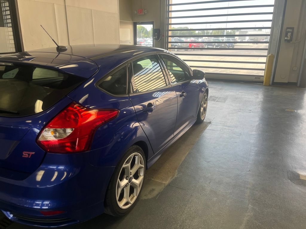 Used 2013 Ford Focus ST FWD image 7