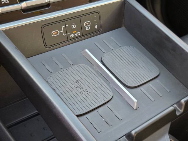 Used 2025 Hyundai Santa Fe SEL FWD image 30