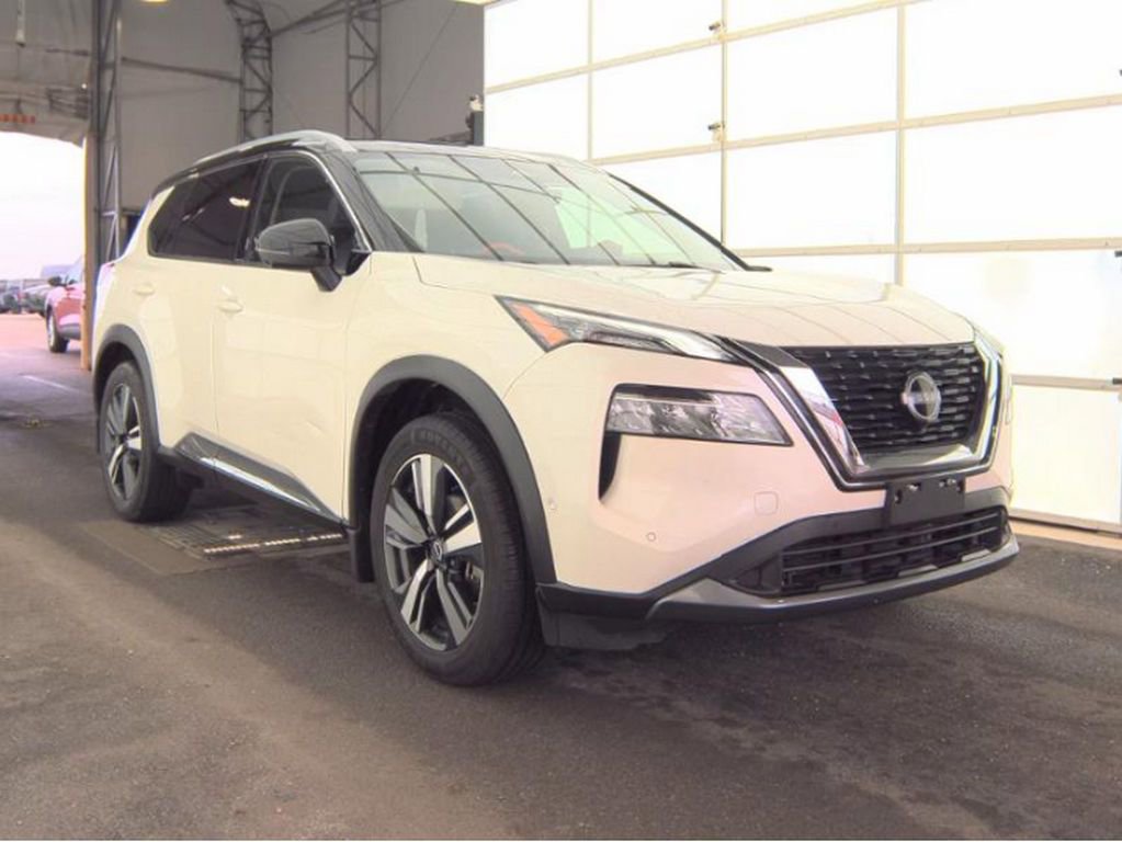 Used 2023 Nissan Rogue SL w/ SL Premium Package image 3