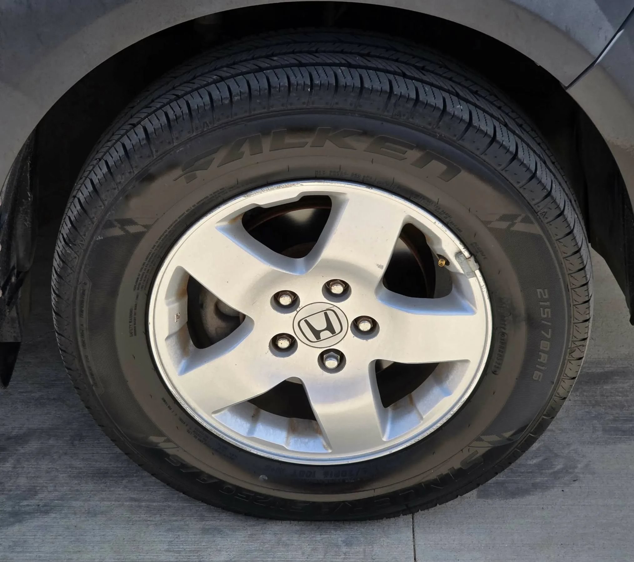 Used 2005 Honda Element EX image 29