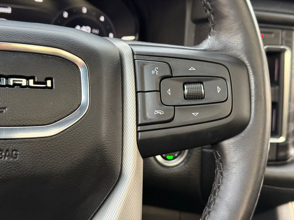 Used 2022 GMC Yukon XL Denali w/ Denali Ultimate Package image 27