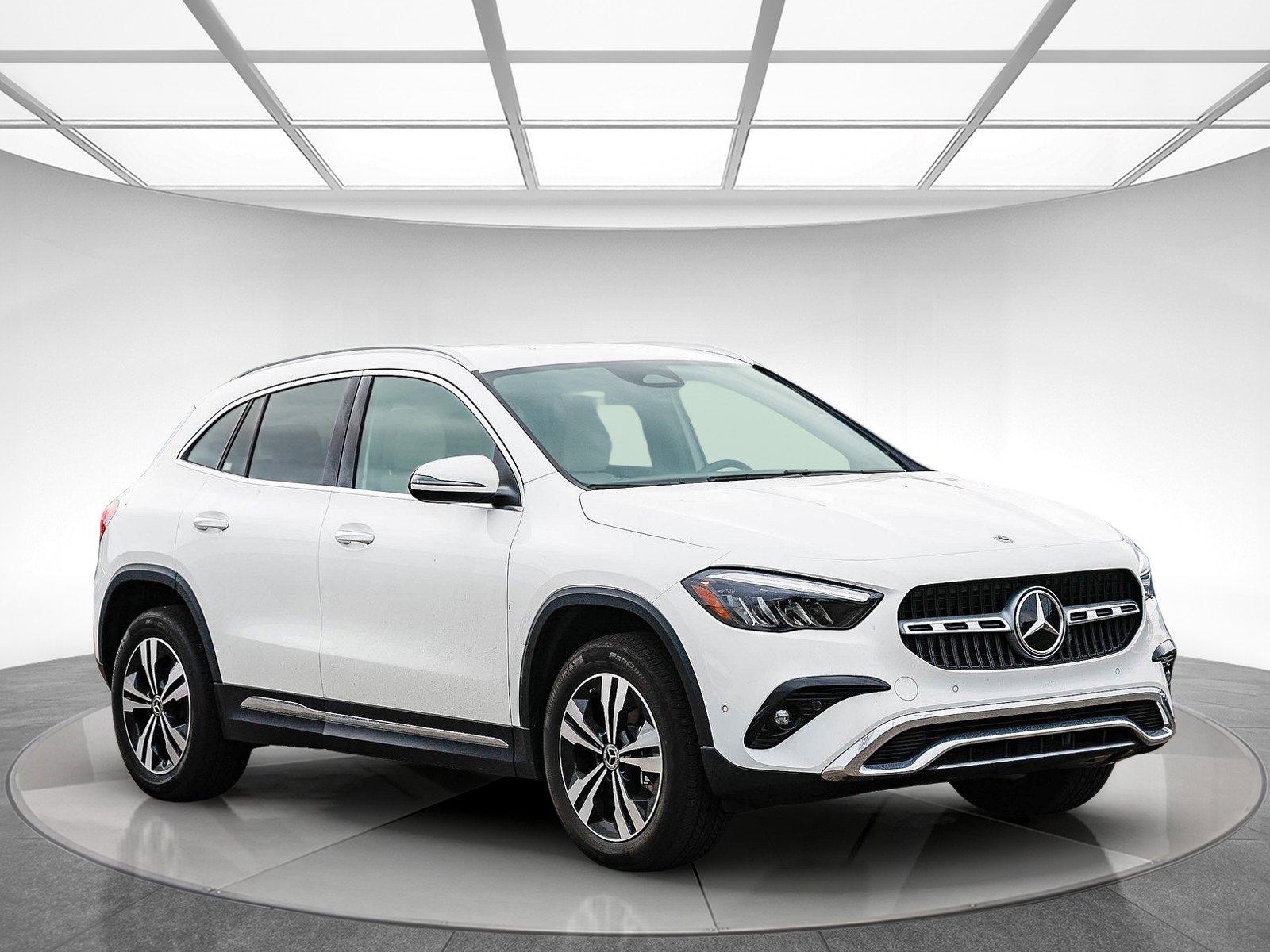 Used 2025 Mercedes-Benz GLA 250 image 4