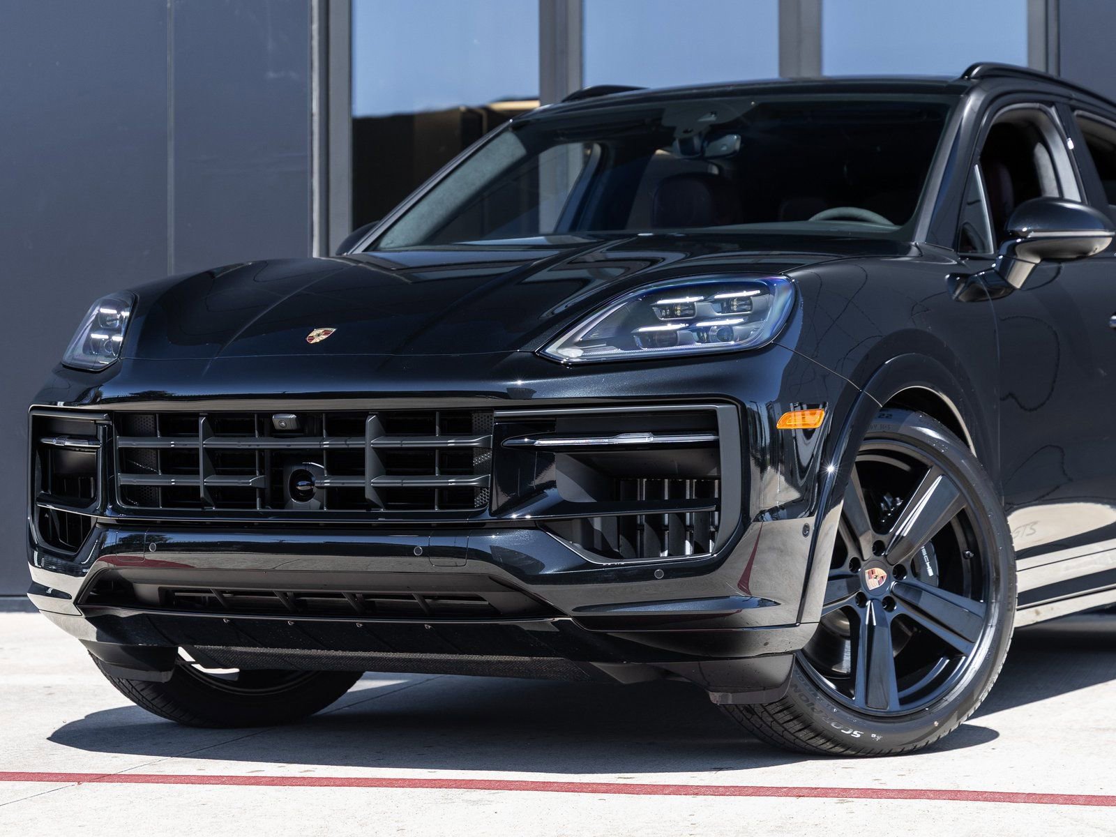 New 2026 Porsche Cayenne GTS image 7
