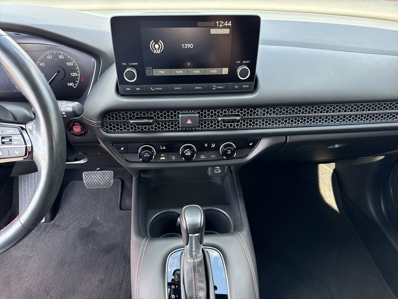 Used 2023 Honda HR-V Sport image 27