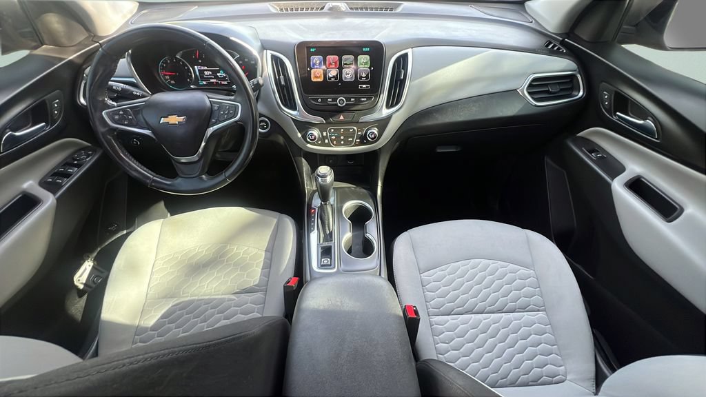 Used 2018 Chevrolet Equinox LT w/ Sun & Infotainment Package FWD image 11