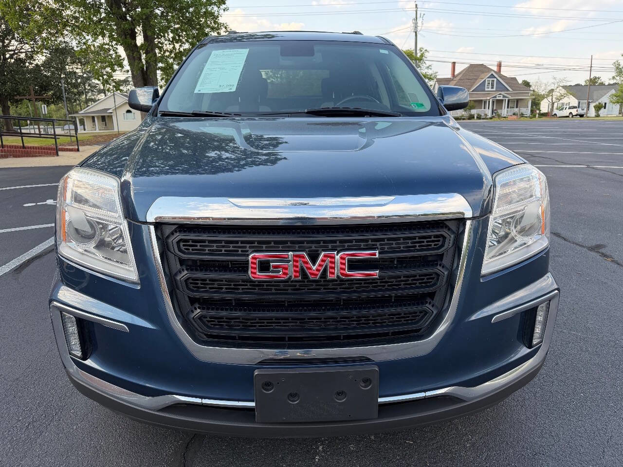Used 2017 GMC Terrain SLE w/ Convenience Package image 3