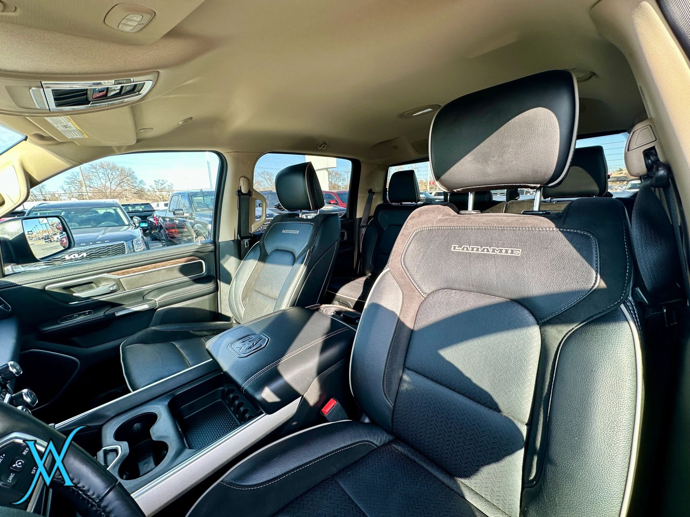 Used 2020 RAM 1500 Laramie AWD/4WD image 14