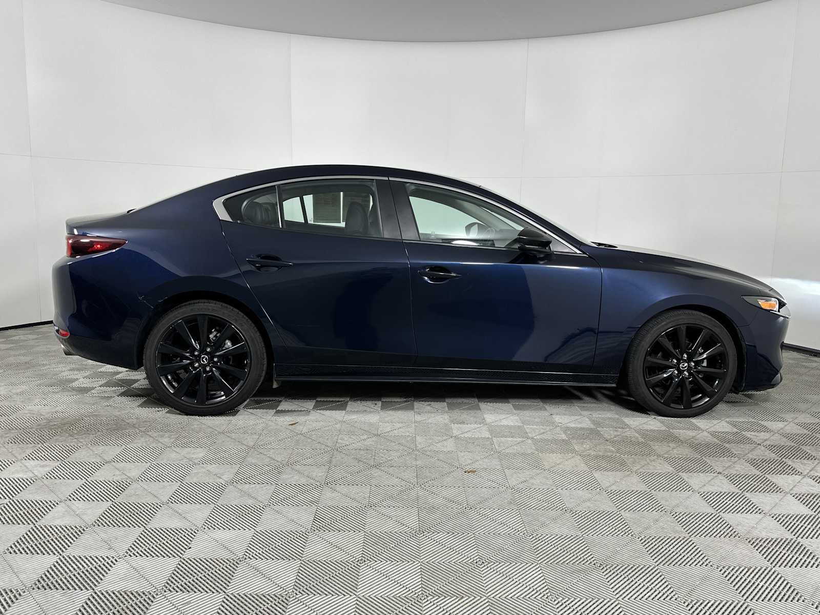 Used 2024 MAZDA MAZDA3 s image 9
