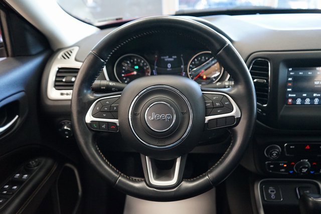 Used 2021 Jeep Compass Latitude image 27