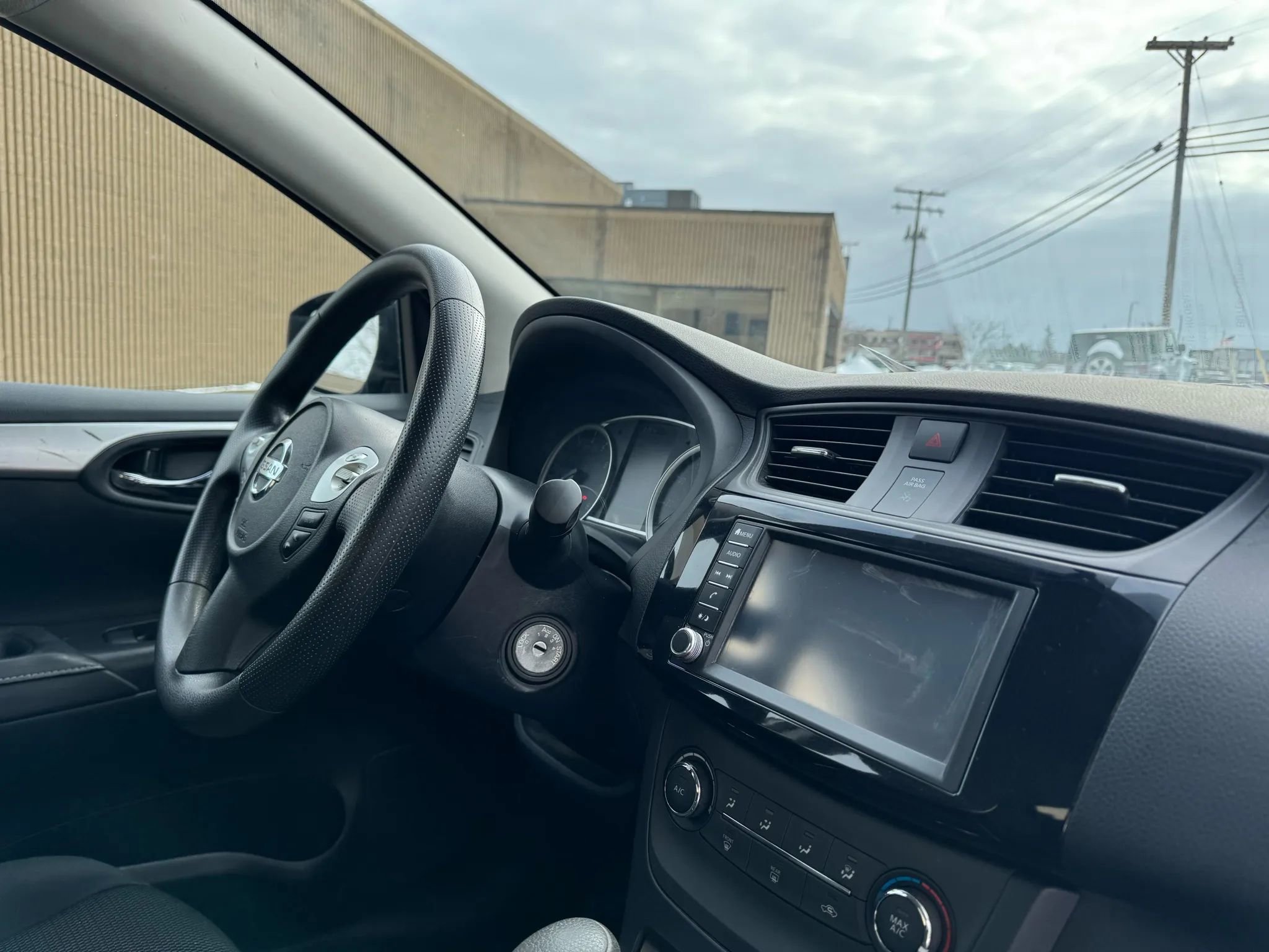 Used 2019 Nissan Sentra S image 26