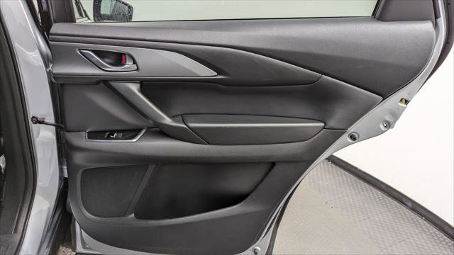 Used 2023 MAZDA CX-9 Touring image 21