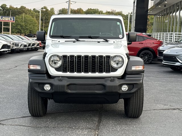 Used 2026 Jeep Wrangler Sport AWD/4WD image 12