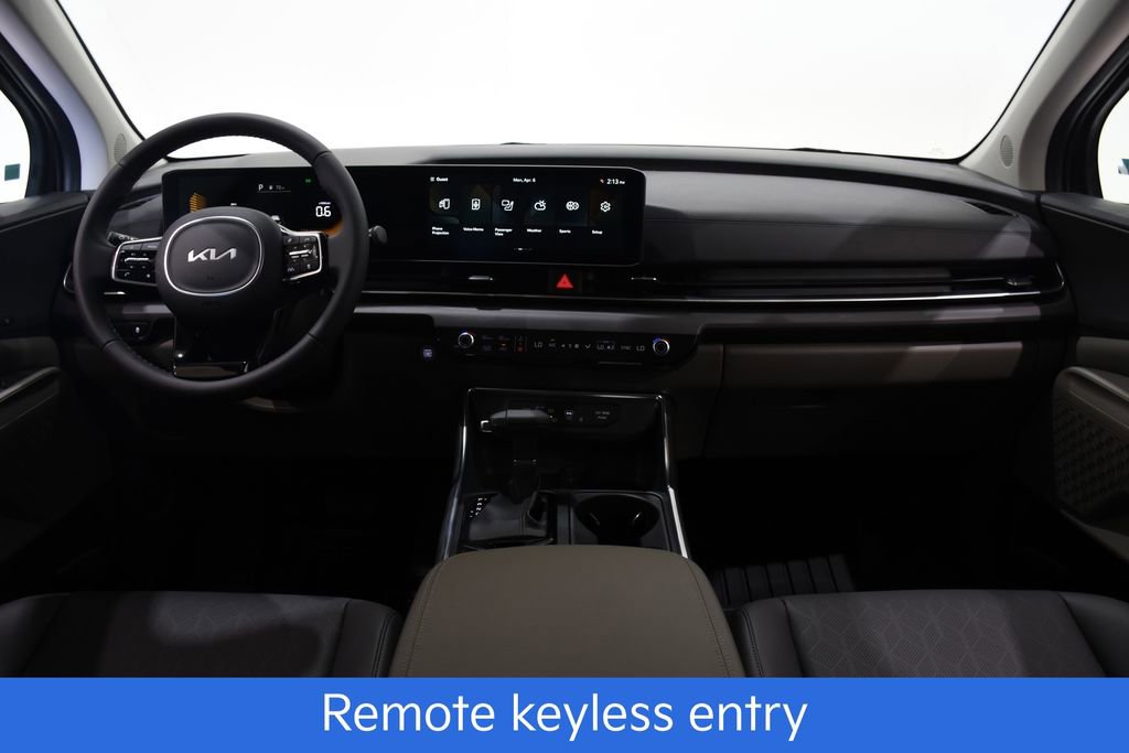 New 2026 Kia Carnival EX image 8