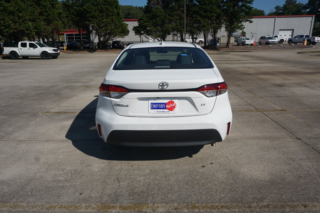 Used 2024 Toyota Corolla LE FWD image 20