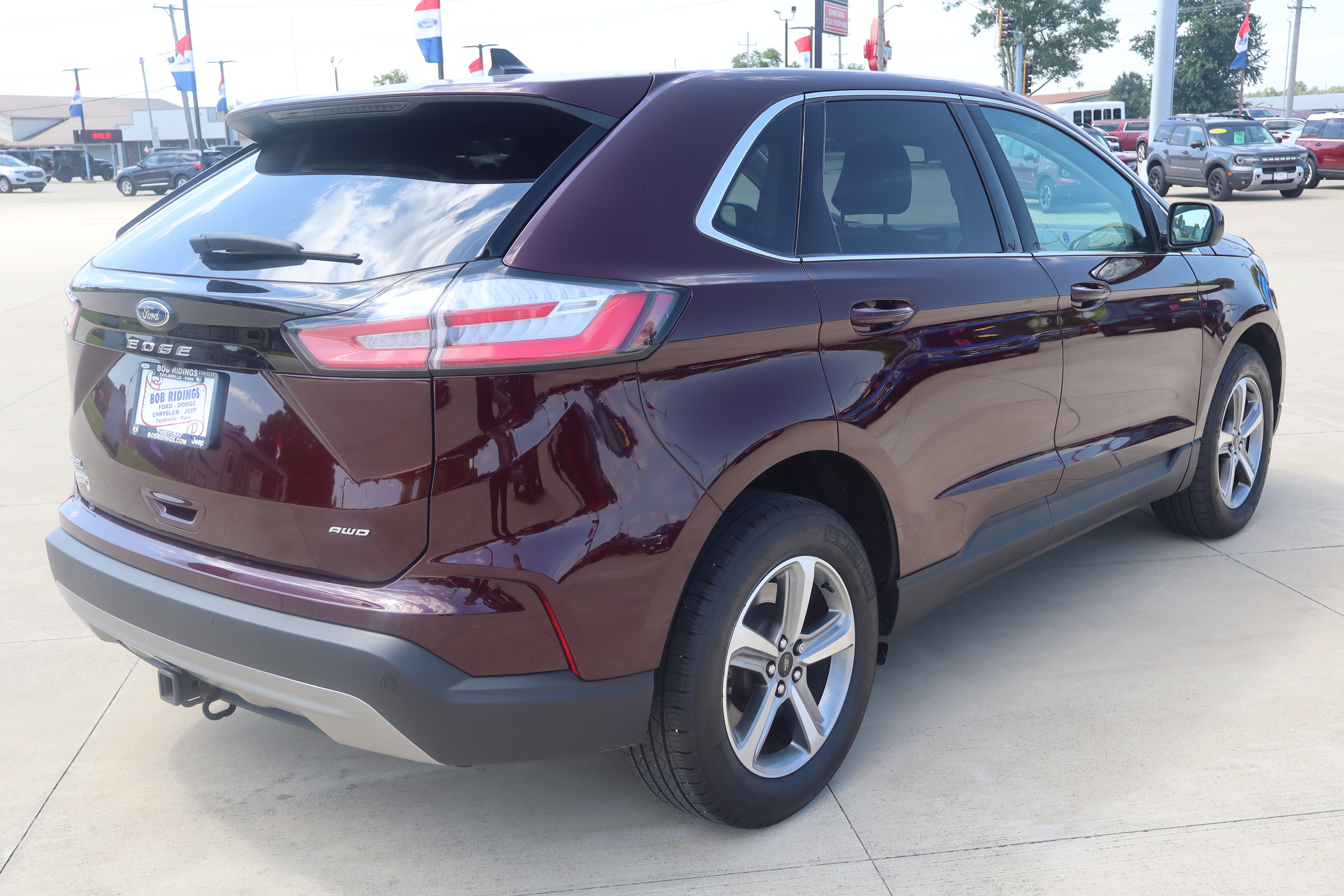 Used 2024 Ford Edge SEL w/ Convenience Package AWD/4WD image 5