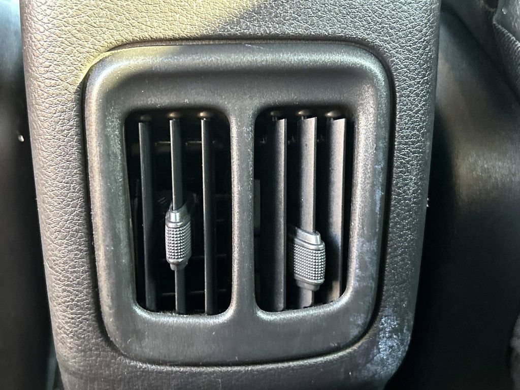 Used 2021 Jeep Compass Latitude FWD image 18